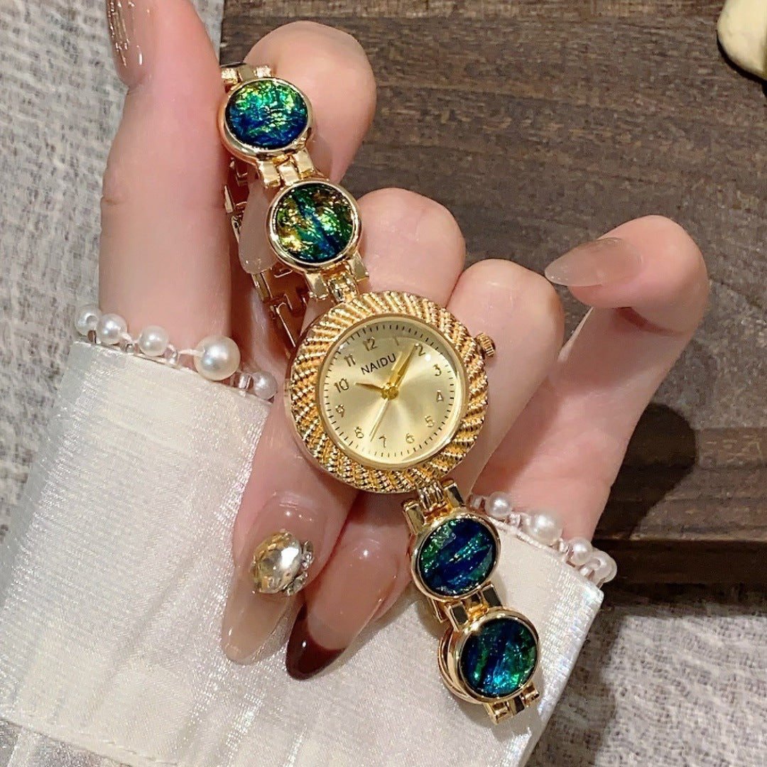 Dame Quartz Ur Med Elegant Design