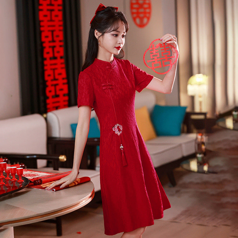 Traditional Chinese-style Red Bridal Toast Dress For The Return-to-parents-home Visit Featuring A Retro Short-sleeve Design