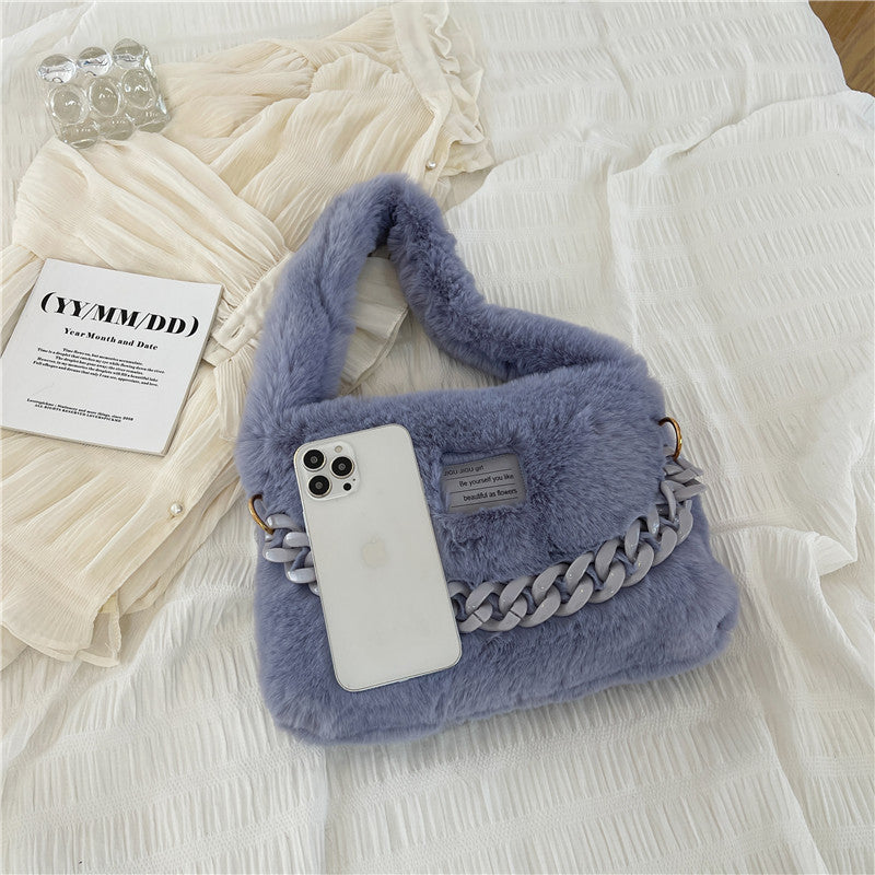New Stylish Acrylic Chain Fluffy Bag For Commuting