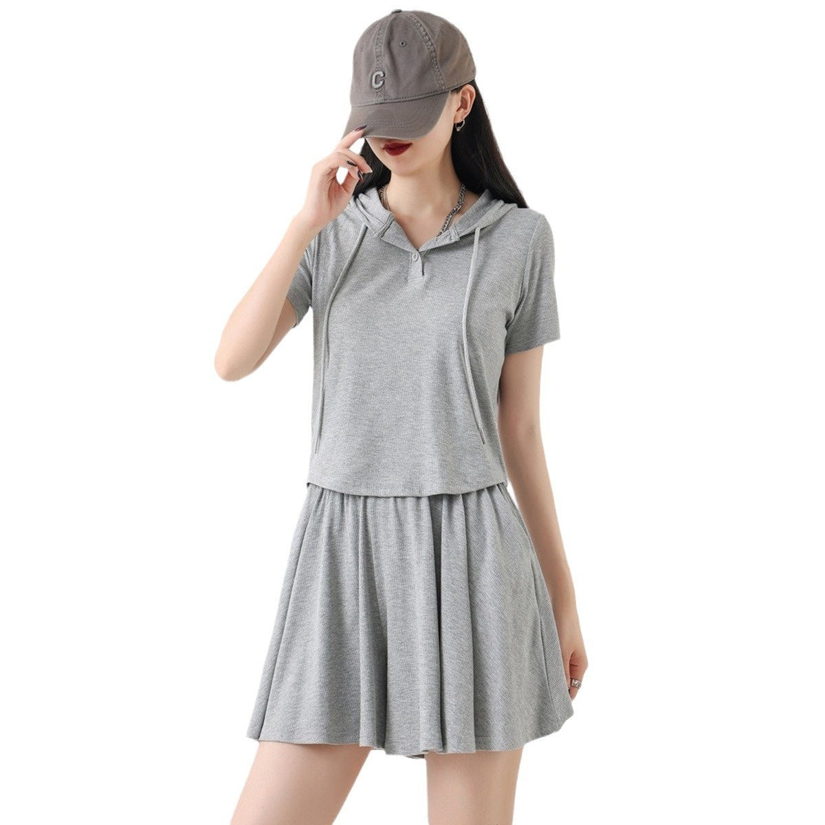 Laid-back Athleisure Skirt Pants Set A Stylish Two-piece Outfit