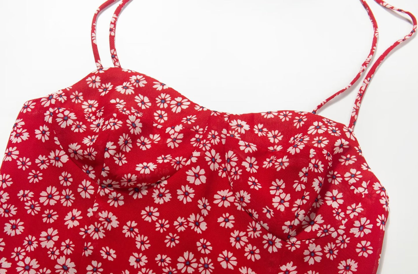 Suspended Dress With Waistband For Slimming Effect