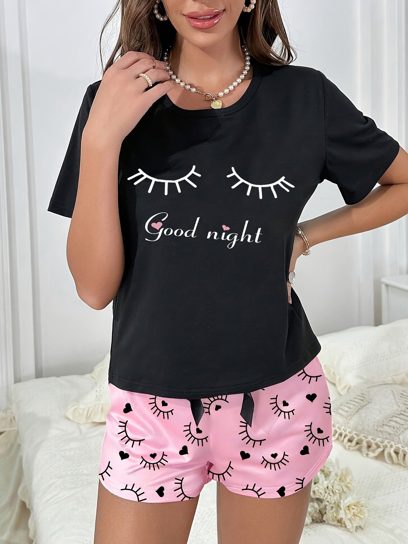 Black Short-sleeve Shorts Set With Eyelash Print Loose-fitting And Casual For Home Wear