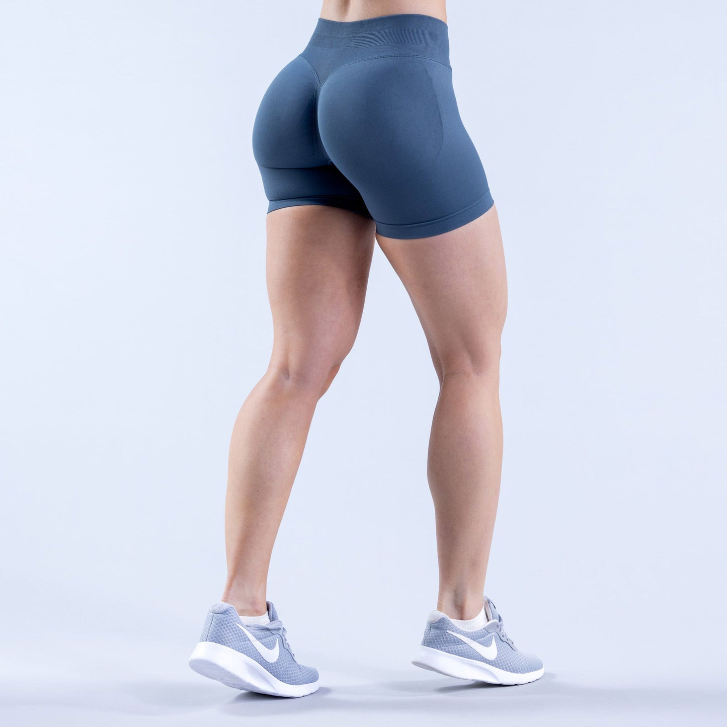 High Elastic Matte Nylon Seamless Low Waist Shorts Fitness Yoga Shorts
