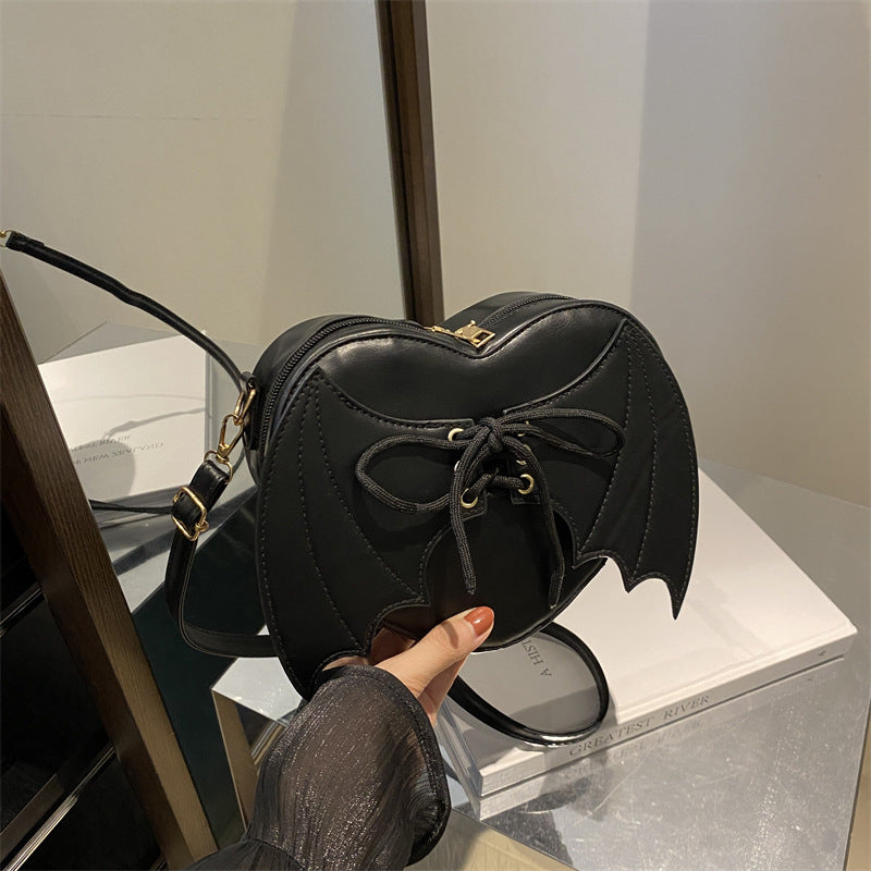 Hjerteformet taskerem, Bat Wings Skulder-/Crossbody-taske