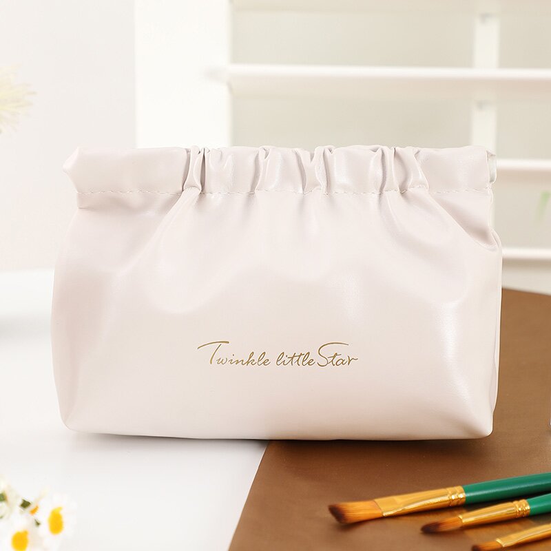 Good-looking Hand-held Portable Cosmetic Bag