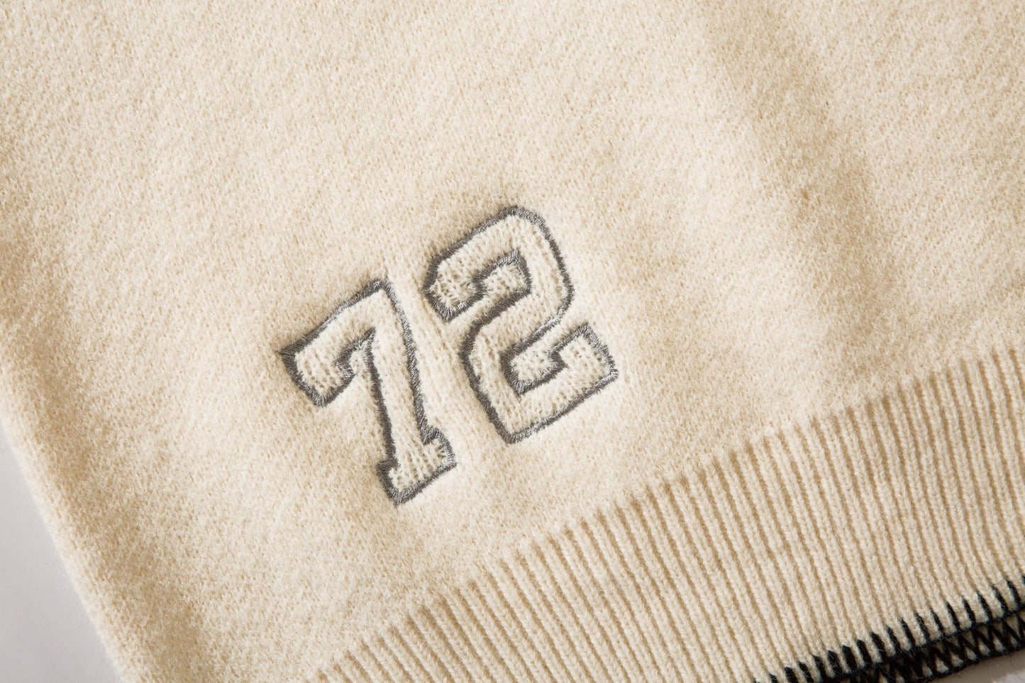 Embroidered V-neck Loose Vest Sweater For Men