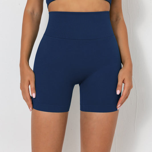 Seamless Knitted Solid Peach Hip Shorts In Europe And America