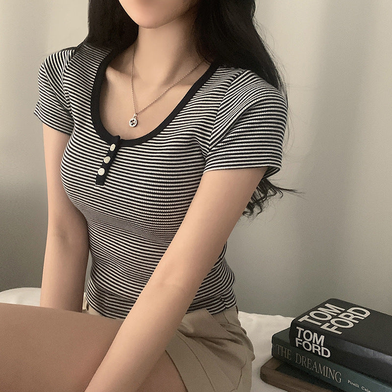 European And American Sweet Girly Style Striped Contrast Color Round Neck Three-button T-shirt