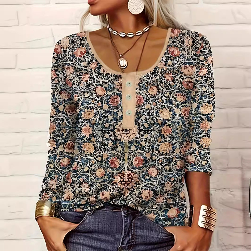 Women's V-neck Ethnic Print Plus Size T-shirt