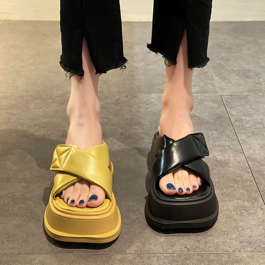 Women's Fashion Versatile Retro Thick Heel Slippers