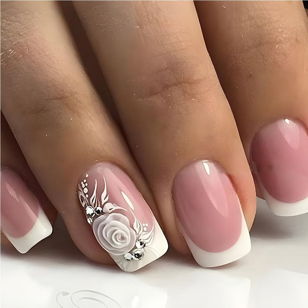 Almond Press on Nails Short round Fake Nails Chrome Glossy False Nails with Glitte Powder Press Ons Designs Acrylic Nails Press on Artificial Nails Stick on Nails for Women Girls 24Pcs