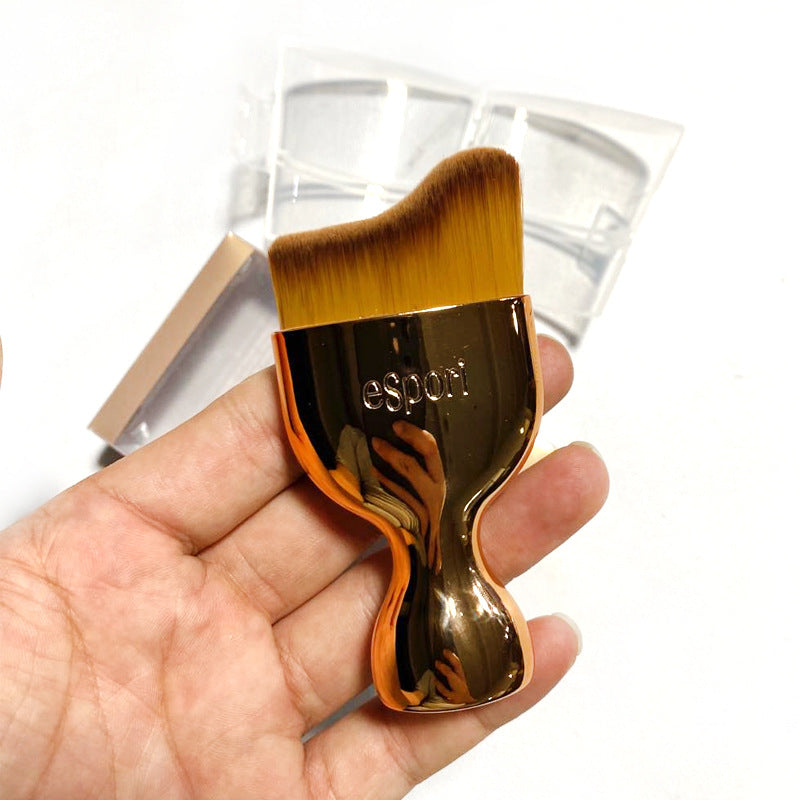 Explosive Golden Espori Foundation-pensel