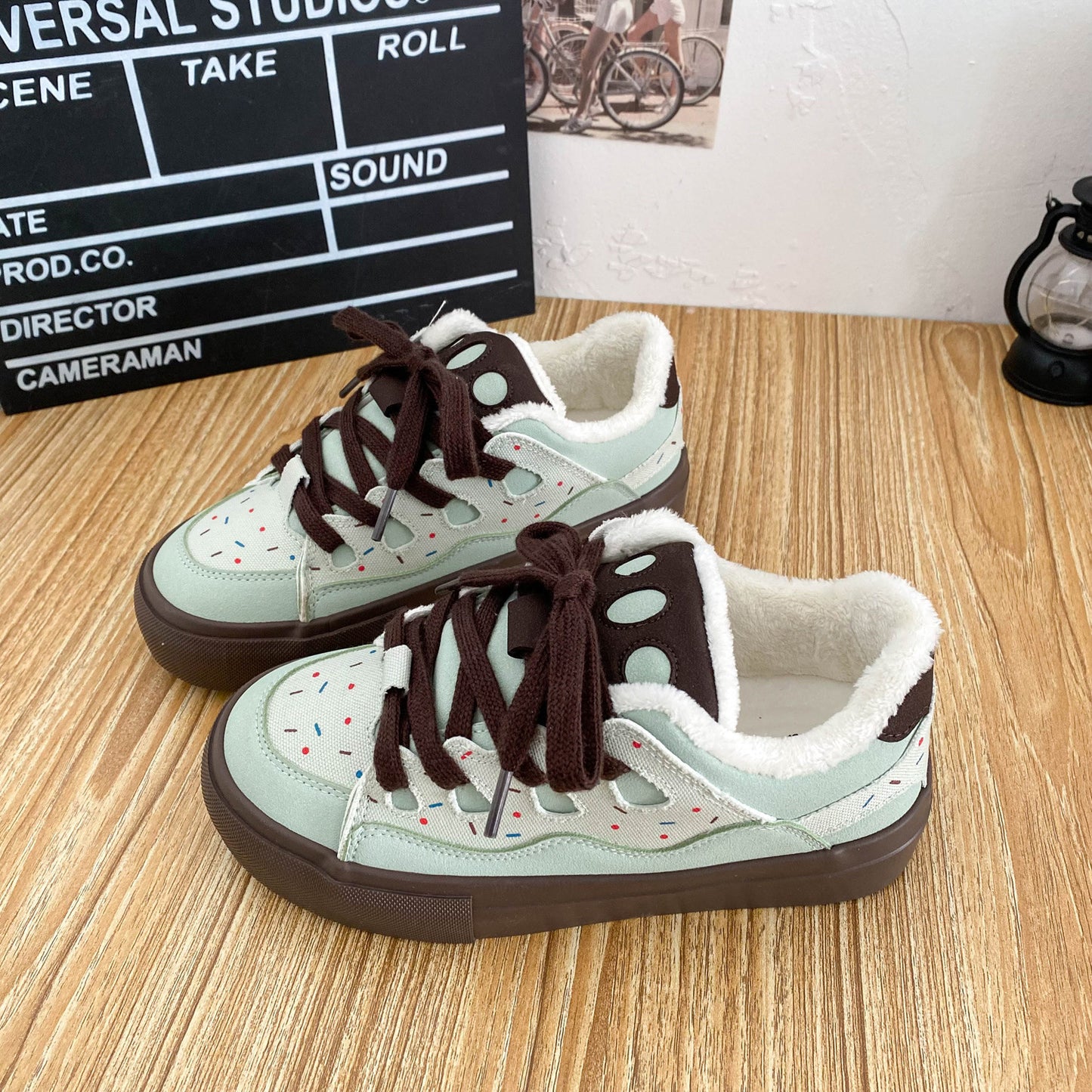 New Winter Warm Latex Insole Fleece-lined Bread Shoes Women