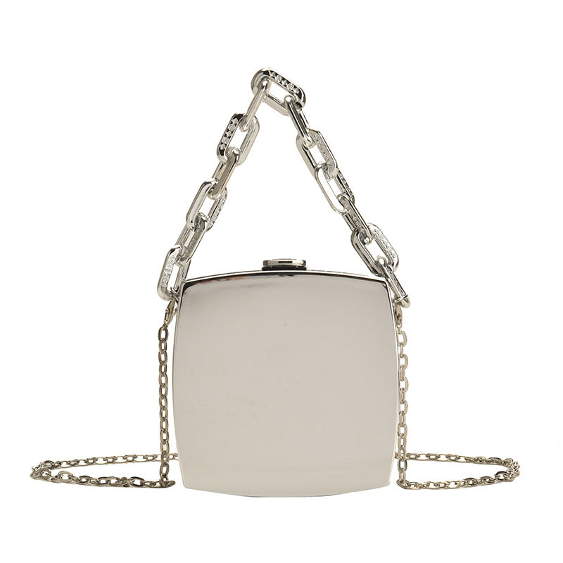 Metal Stylish Textured Glossy Chain Handbag