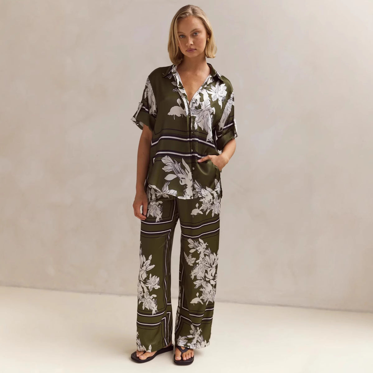 Womens Stylish Casual Printed Top And Pants Set