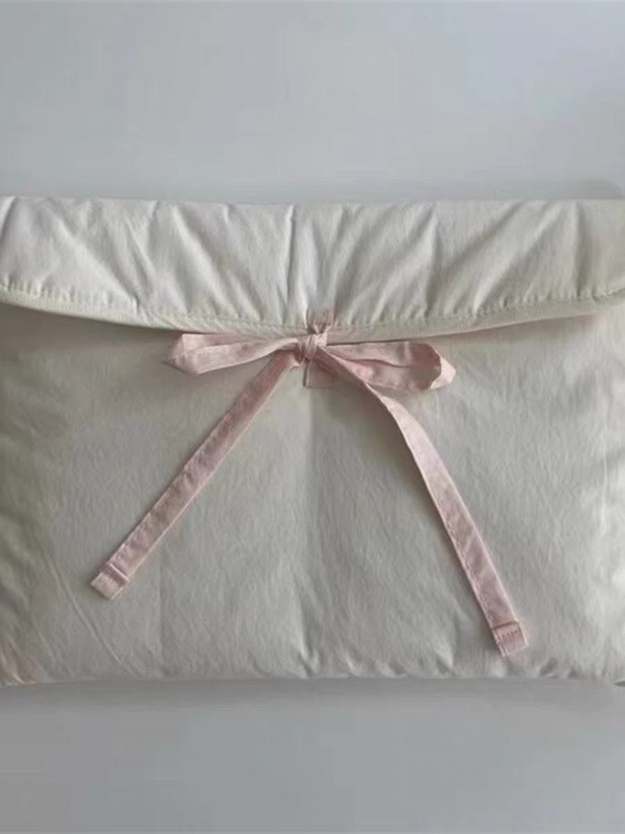 Bow Quilted Laptop Bag