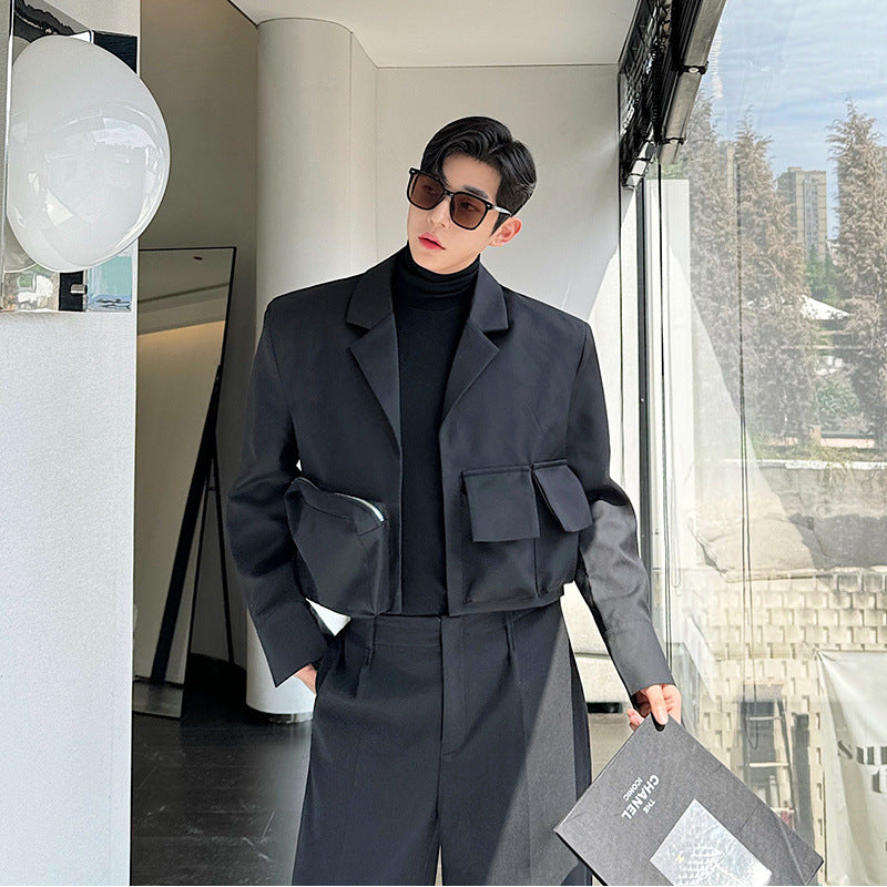 Niche, Three-dimensional, Short Blazer With A Multi-pocket Silhouette