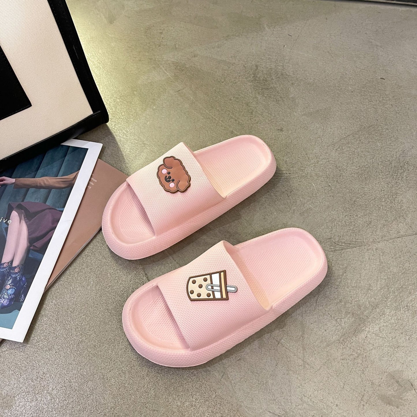 Indoor Wear Light Cute Soft Bottom Household One-word Slippers