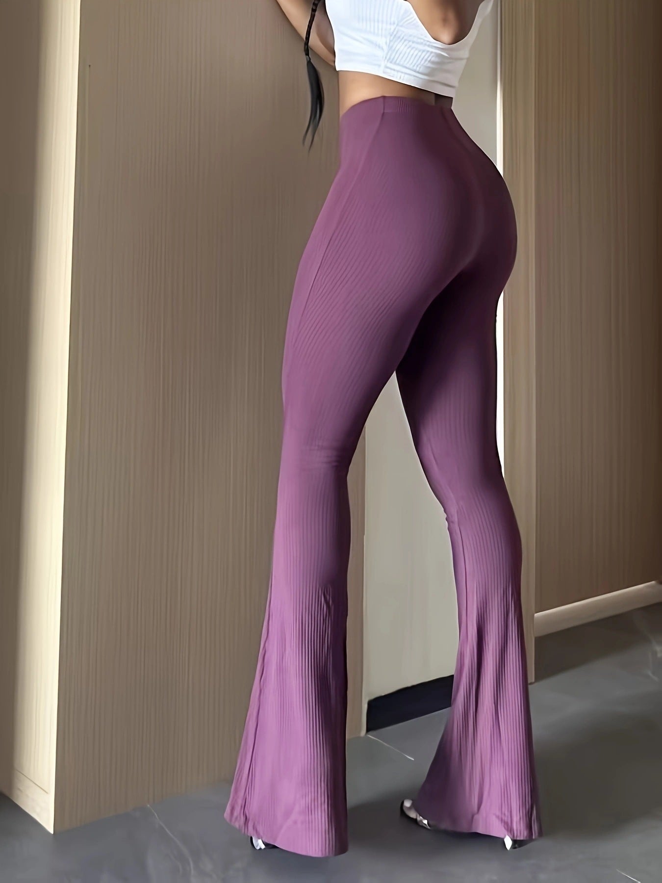 Casual Straight-Leg Yoga Pants Slim-Fit With A Slight Flare At The Hem