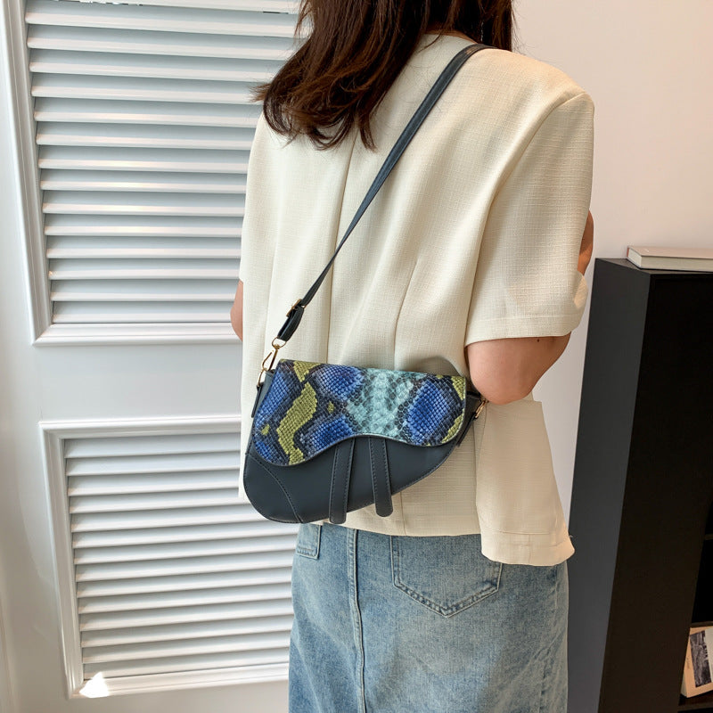 Women's Shoulder Bag Casual Western Style Saddle Bag