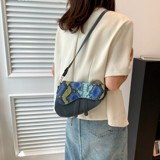 Women's Shoulder Bag Casual Western Style Saddle Bag