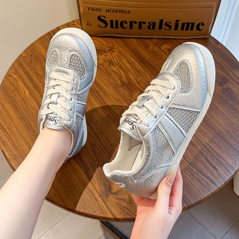 Retro Flat Desert Boots Versatile Casual White Sneakers