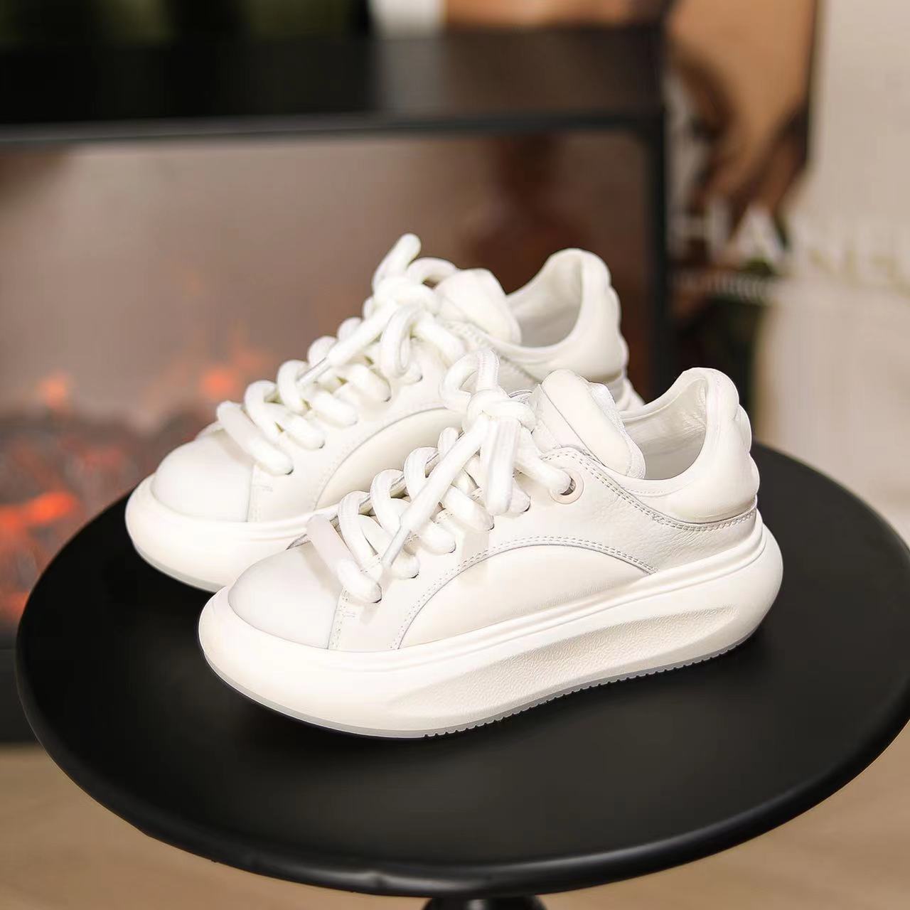 Low-top Running Casual Shoes Are Comfortable And Breathable