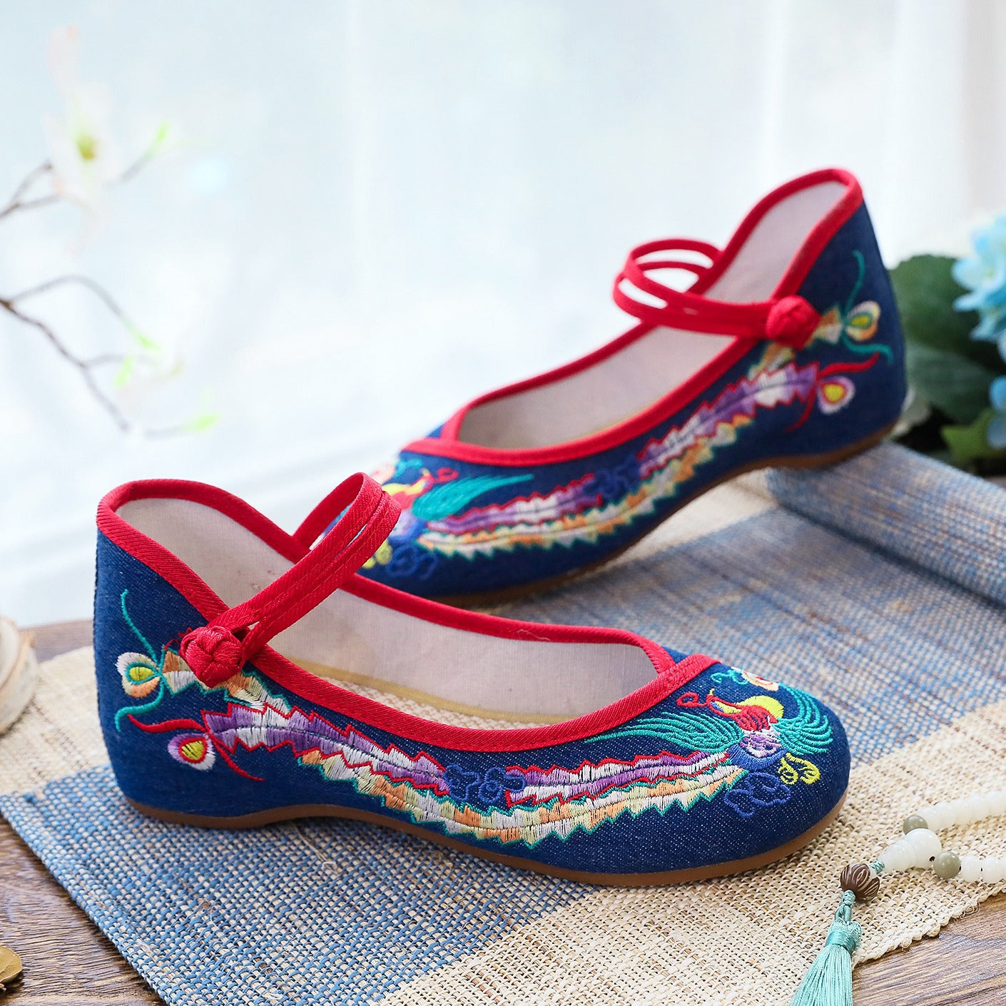 Beef Tendon Bottom Embroidered Cotton Shoes Shallow Mouth Ethnic Style