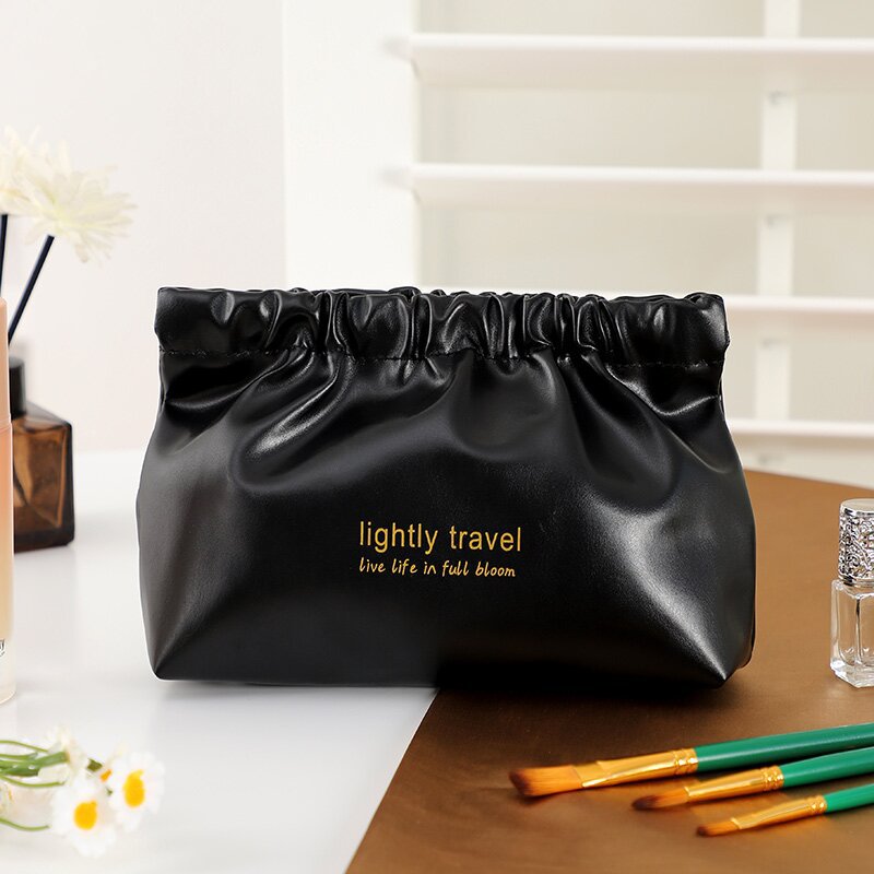 Good-looking Hand-held Portable Cosmetic Bag