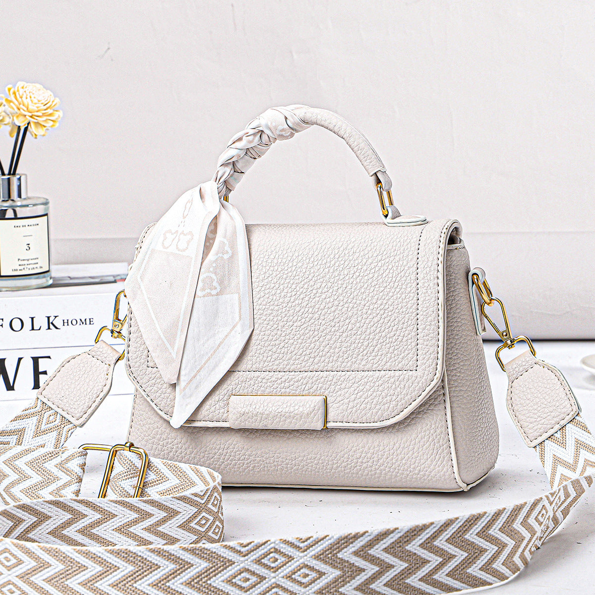 Women's Fashion Personalized All-match Messenger Bag