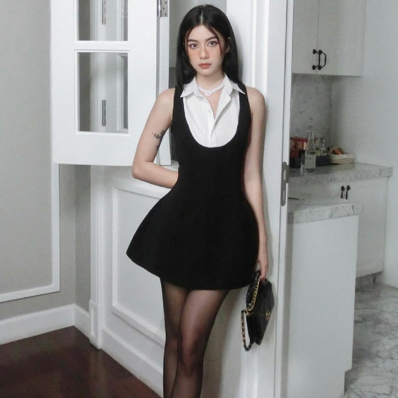 Contrast-color Form-fitting Sleeveless Dress