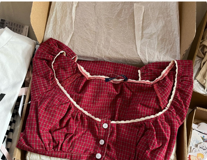 Women's Three-button Lace Collar Red Cell Pattern Short-sleeved Top