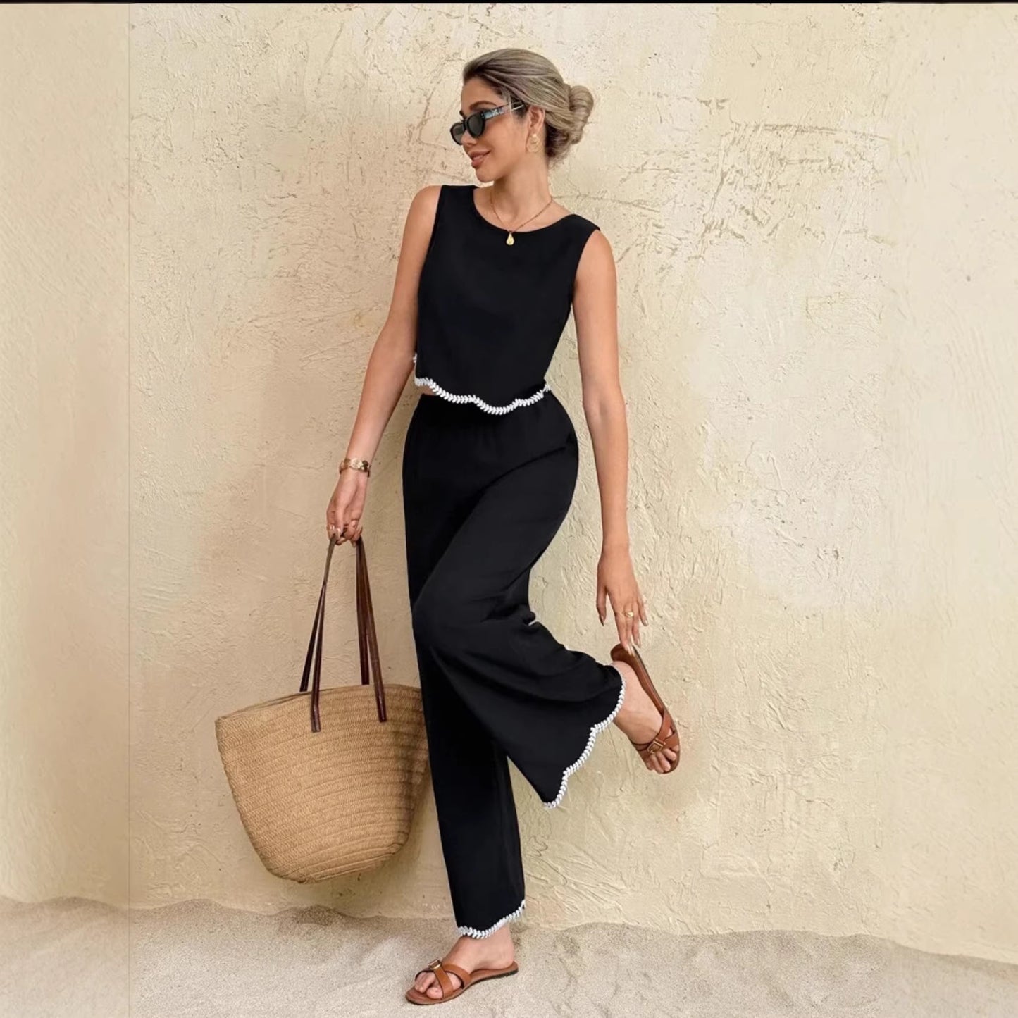 Fashionable Resort-Style Casual Camisole Top And Pants Two-Piece Set