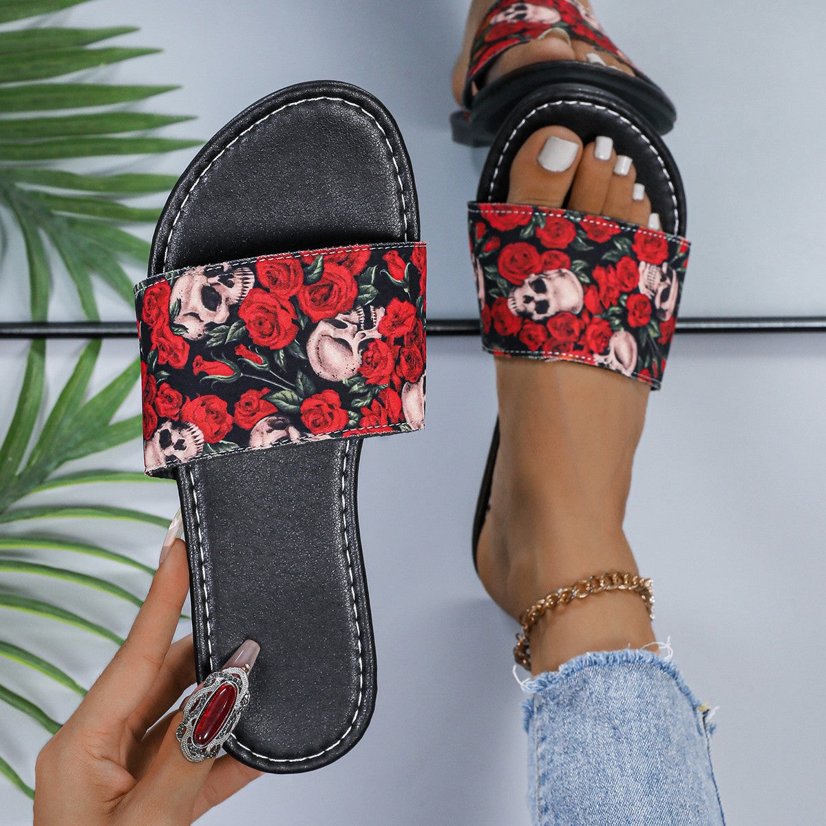 Women's Sandals Flat Color Matching