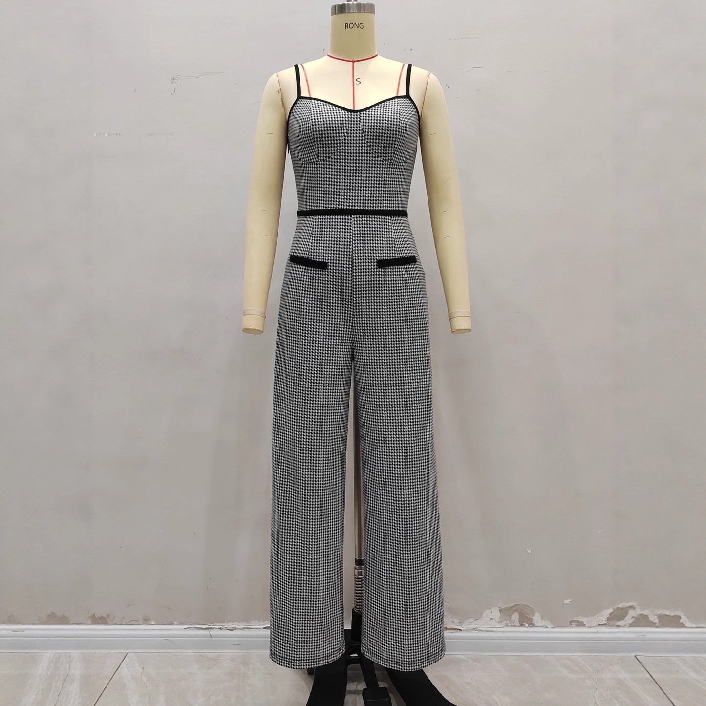 Elegant Slim-fit Womens Jumpsuit With A Side Zipper And Contrasting Color Details