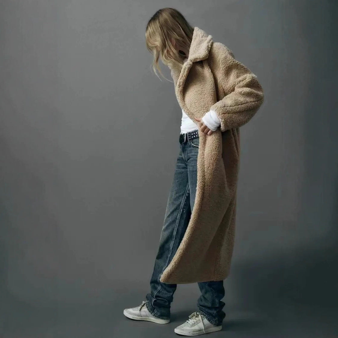 Oversized Coat With A Large Lapel Made Of Thick Lambswool Fleece