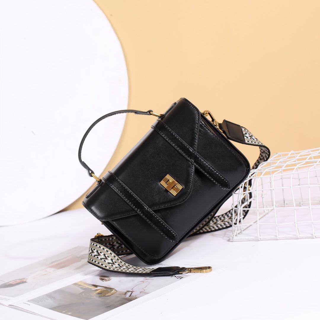 Full-grain Vegetable-tanned Cowhide Tote Bag With Large Capacity
