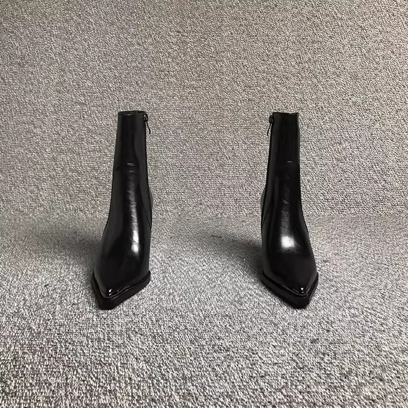 Short British Style Dr Martens Boots With A Chunky Heel And A Pointed Toe
