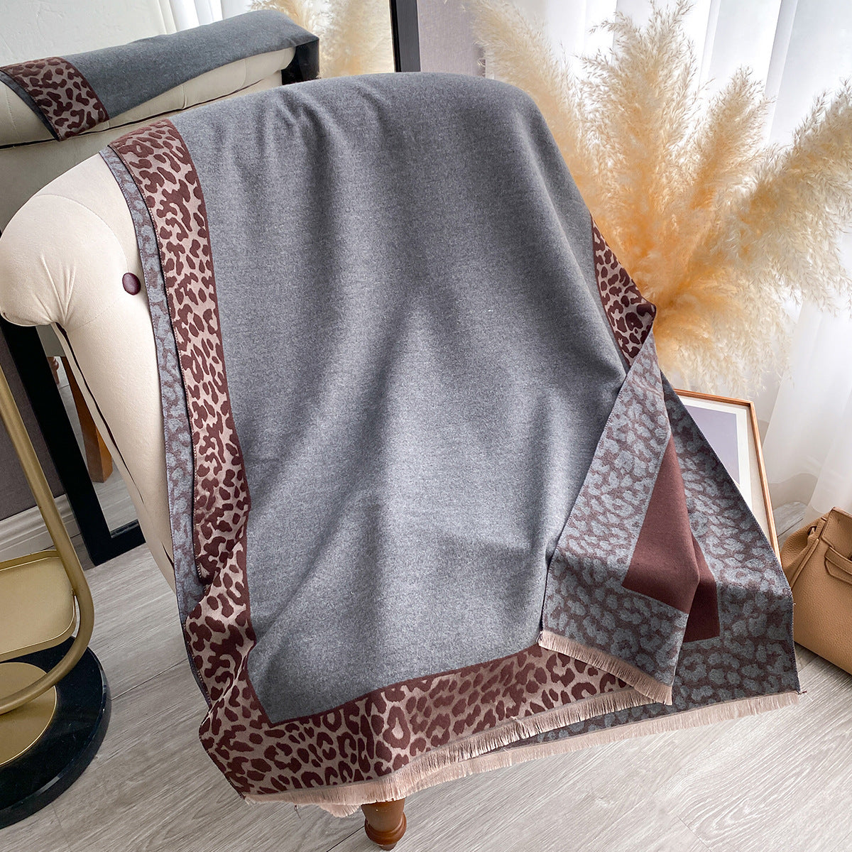 Intellectual Elegant Leopard Print Artificial Cashmere Scarf Women