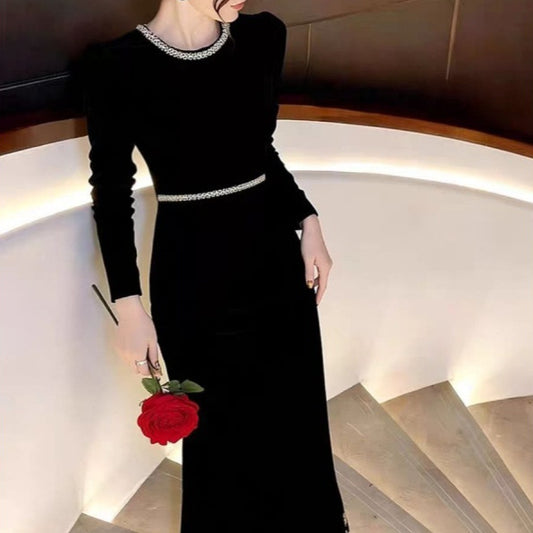 New Elegant And Chic Black Velvet Dress