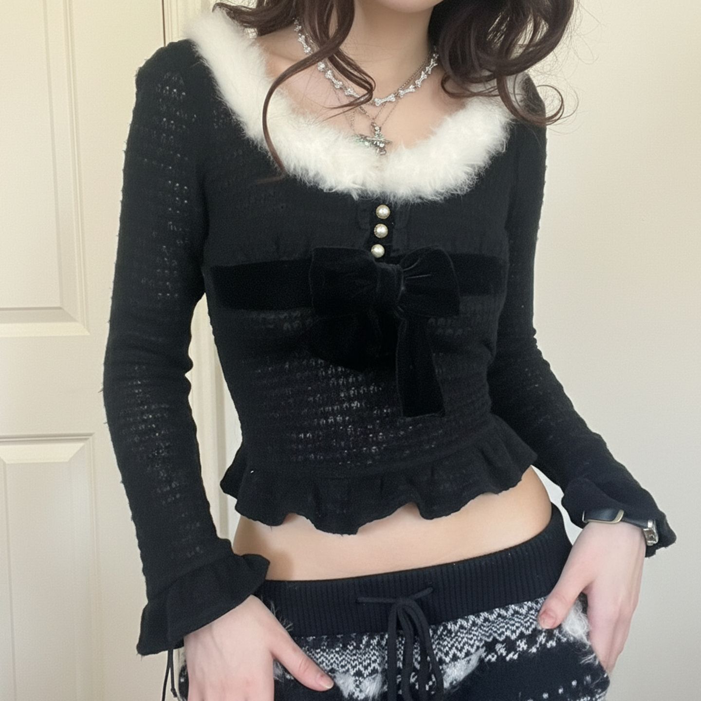 Solid-color Long-sleeve Top With A Fur-trimmed Bow