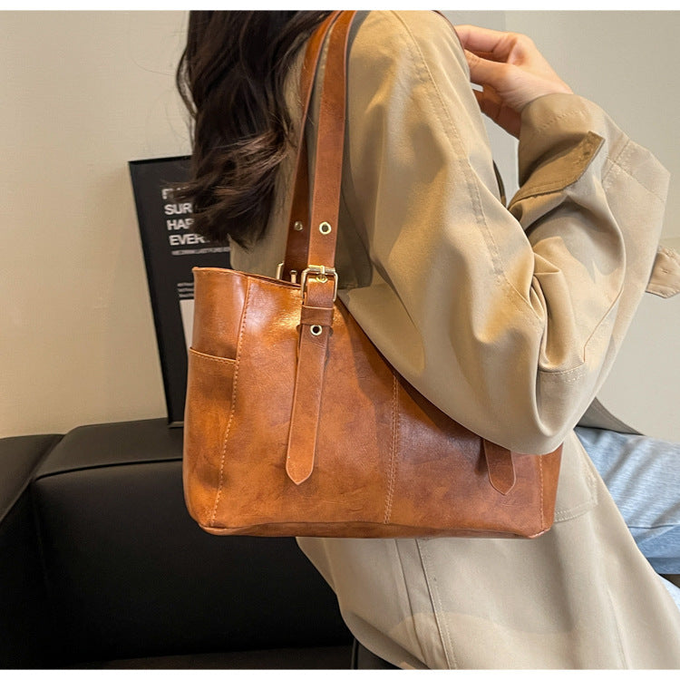 New Stylish Western Style Shoulder Bag And Underarm Bag For Women