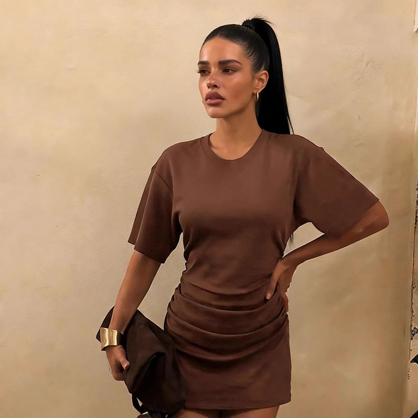 Elegant Solid-Color Crew-Neck Fitted Waist Pleated Bodycon Dress For Women