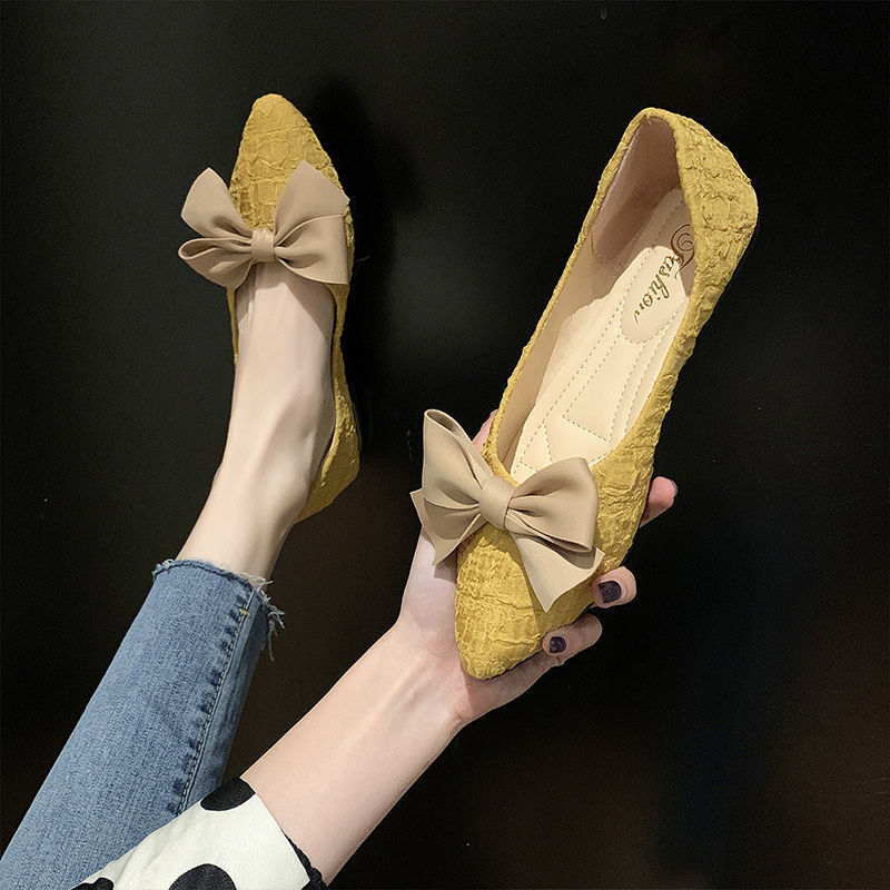 Women's Fashion Versatile Pointed Shallow Mouth Flat Shoes