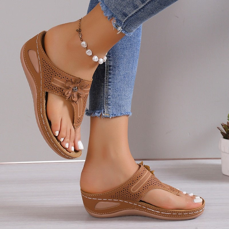 Women's Clip Toe Wedge Platform Slippers