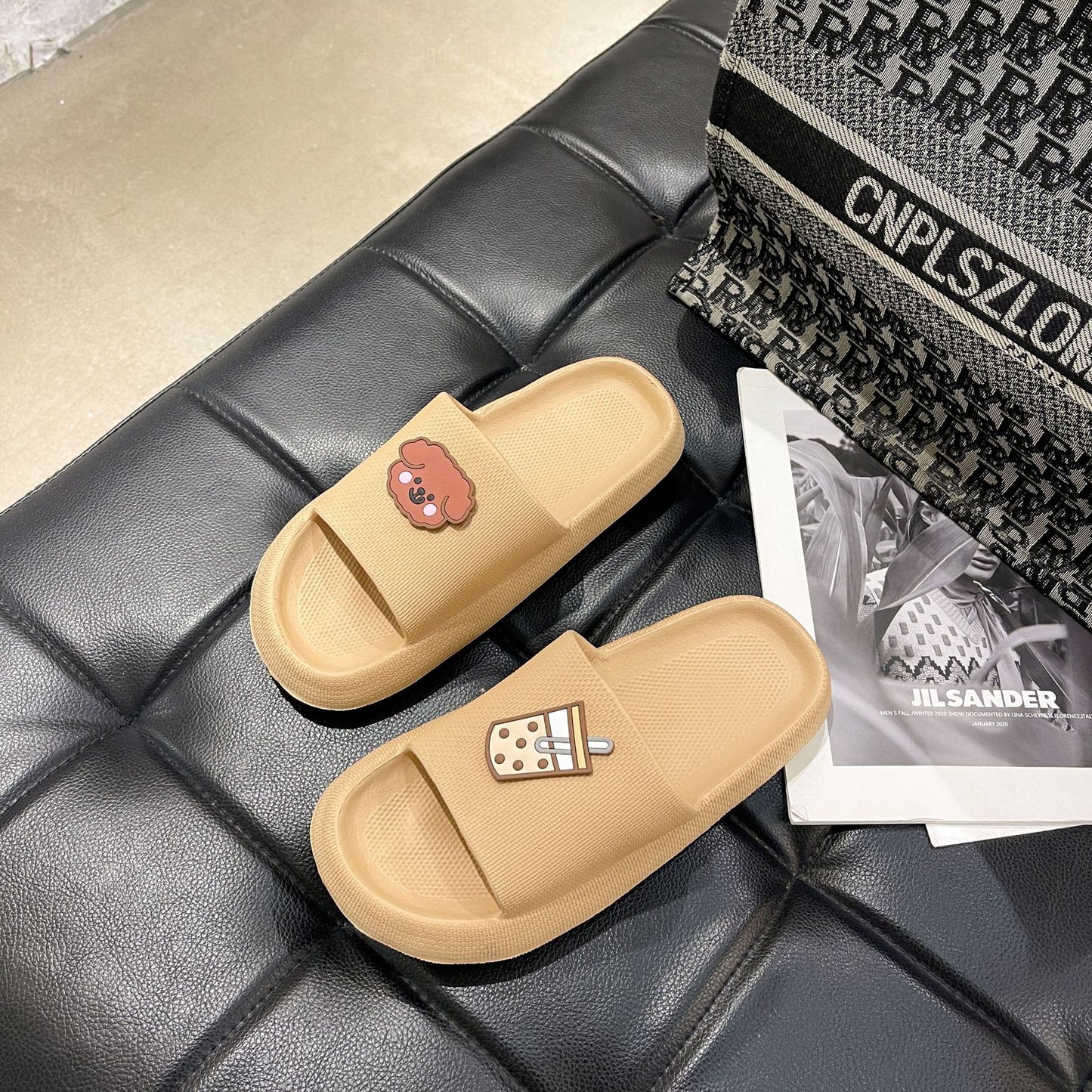 Indoor Wear Light Cute Soft Bottom Household One-word Slippers