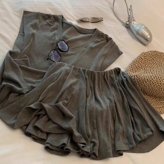 line Pleated Skirt For Women