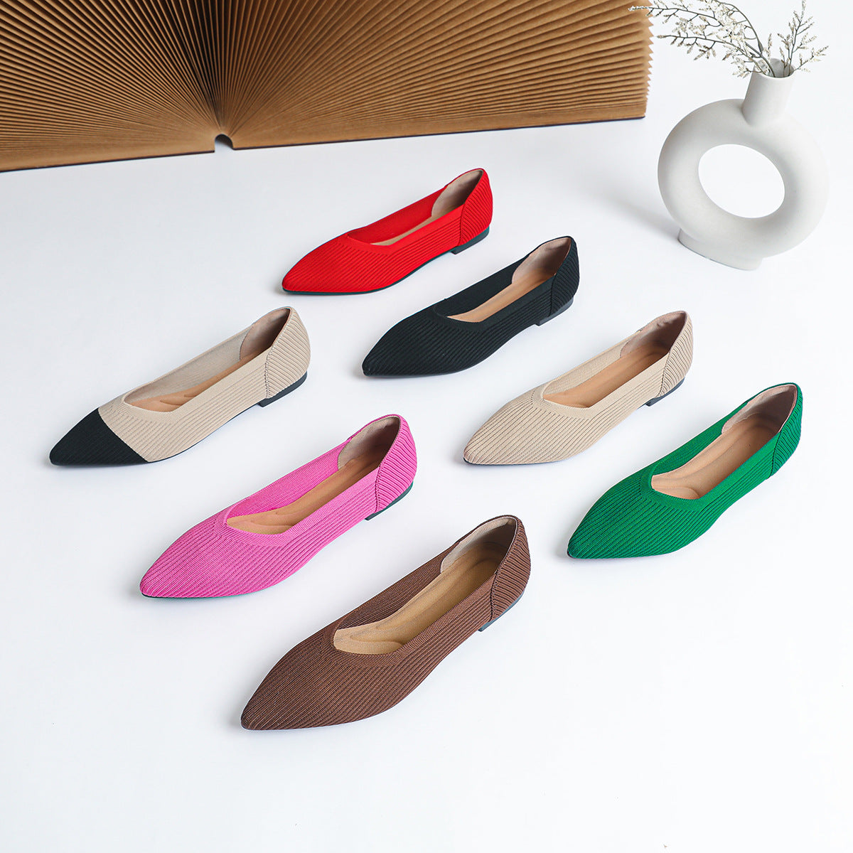 Knit Breathable Shallow Mouth Pointed Flat Bottom Pumps