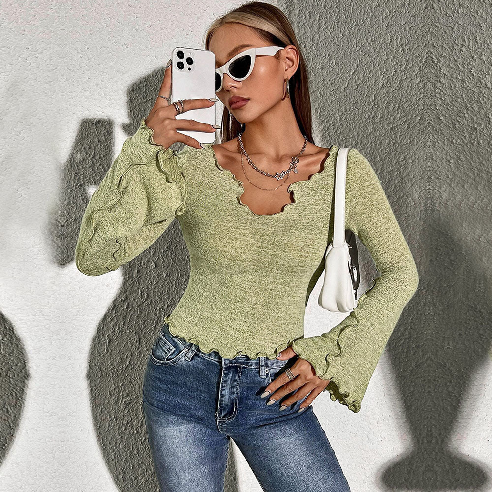 Women's Frayed Design Short Flare Sleeve Top