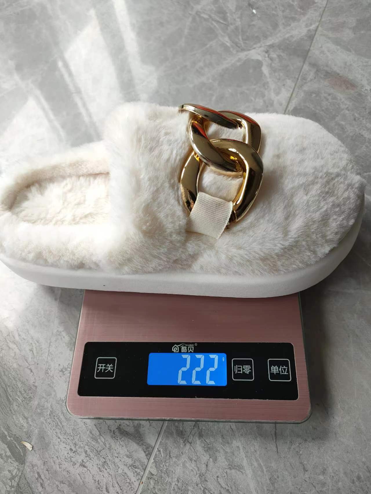 Short Plush Metal Chain Insulated Casual Home Slippers